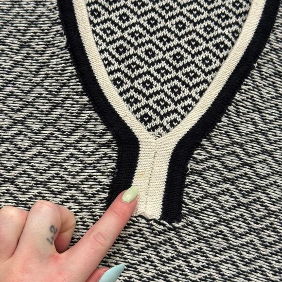 Vintage Havana Fringe Trim Baja Hoodie L Black Cream Patterned Pullover - Picture 6 of 7